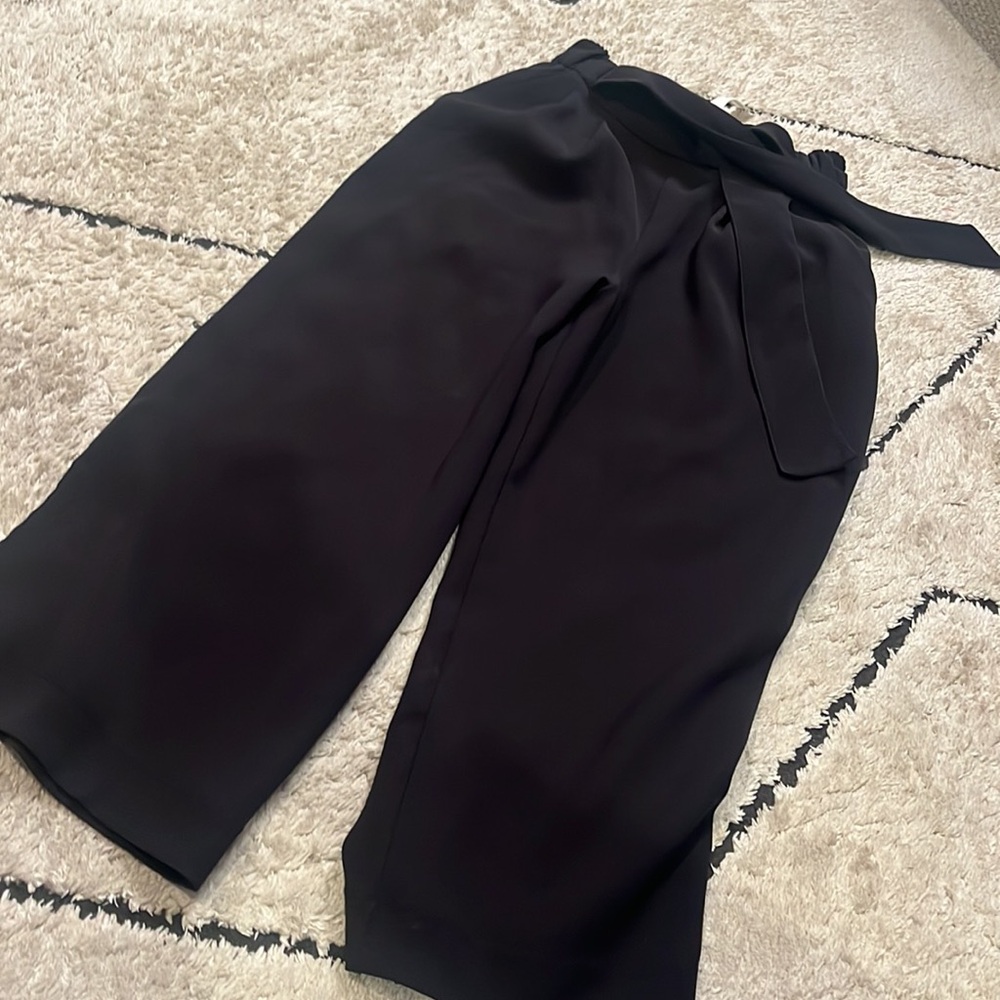 Lululemon Noir Crop
Black 2 - Picture 5 of 5